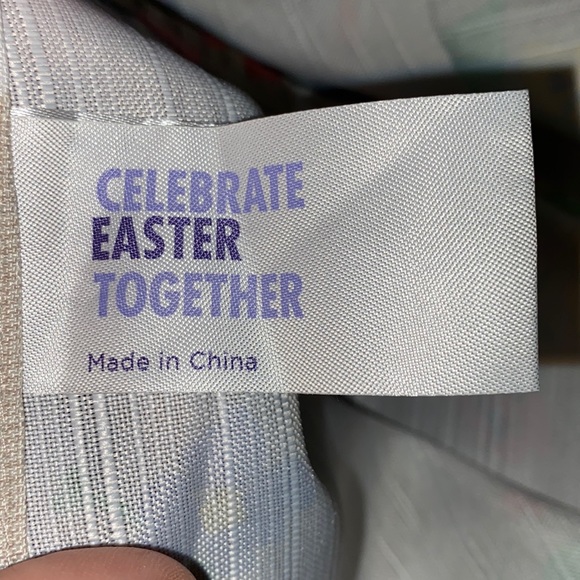 TABLECLOTH FOR TABLE 8-10 Chairs - Picture 2 of 3